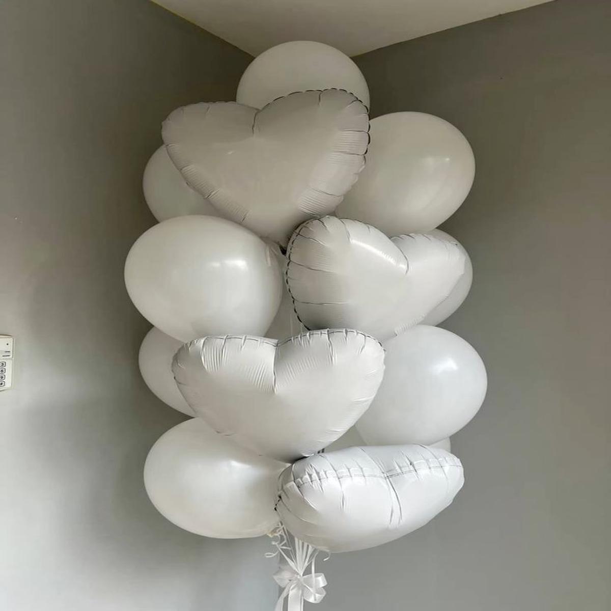 10pcs White Latex with 4pcs White Heart-Shaped Helium Foil Balloons Bunch with Bow Tie - Valentine'